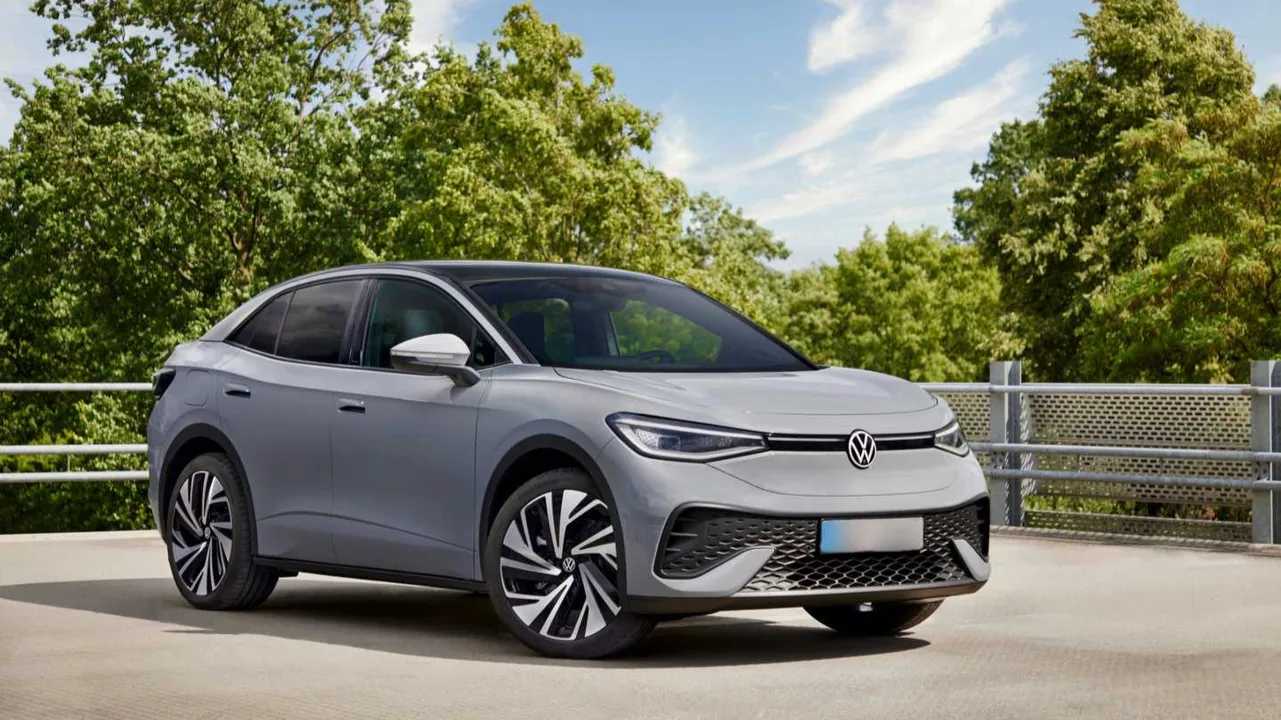 Volkswagen ID.5: SUV eléctrico con diseño moderno y aerodinámico.